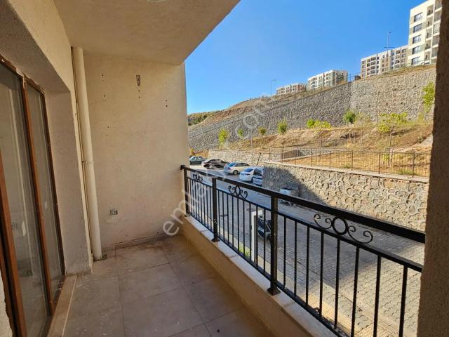 Mehmet Sanlı Mahallesi, Kilis Merkez içerisinde kiralık mülk