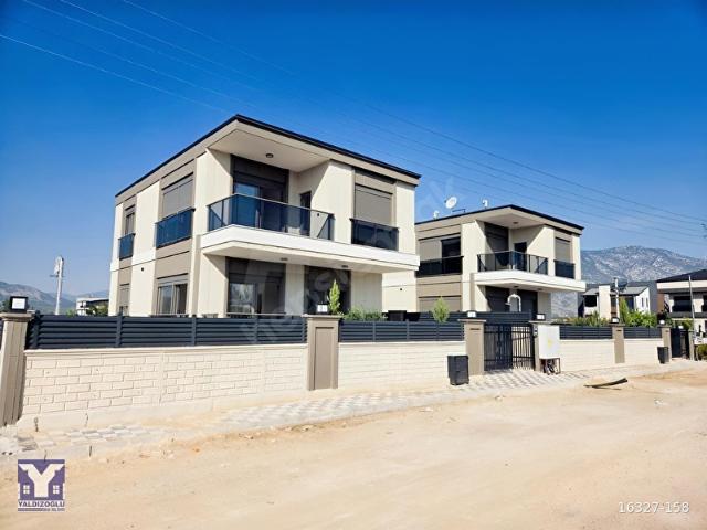 Yeniköy, Döşemealtı içerisinde satılık Villa