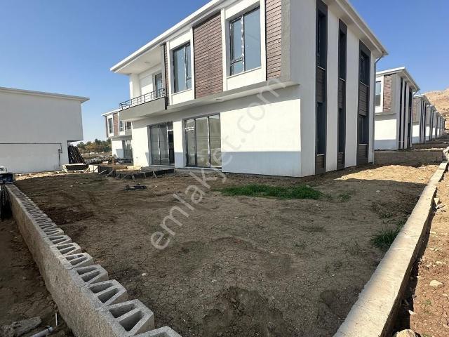 Ergani, Diyarbakir içerisinde satılık Villa