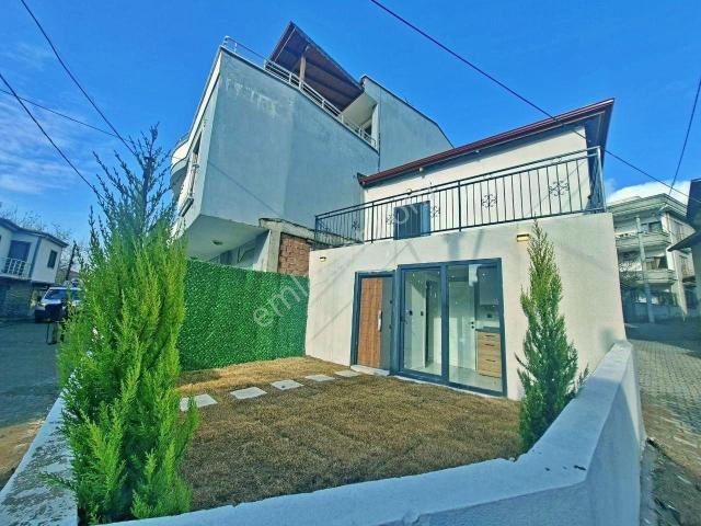 Edremit, Balikesir içerisinde satılık Villa