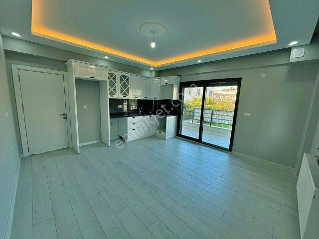 Burhaniye, Balikesir içerisinde satılık mülk