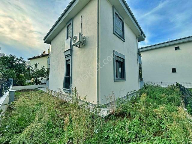Burhaniye, Balikesir içerisinde satılık mülk