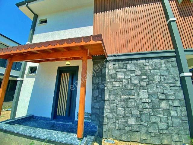Burhaniye, Balikesir içerisinde satılık Villa