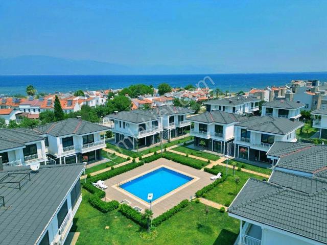 Burhaniye, Balikesir içerisinde satılık Villa