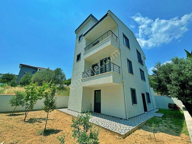 Burhaniye, Balikesir içerisinde satılık Villa