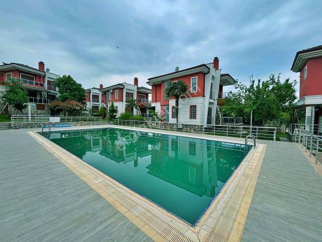 Burhaniye, Balikesir içerisinde satılık Villa