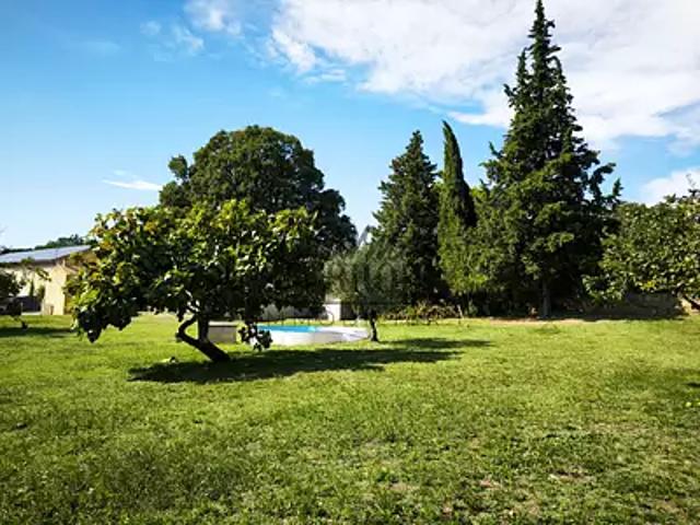 Terrain vente à Nîmes, Uzès