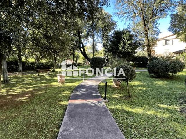 Appartement vente à Nîmes, Uzès