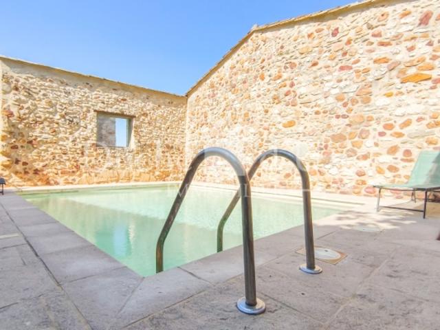 Maison vente à Nîmes, Uzès
