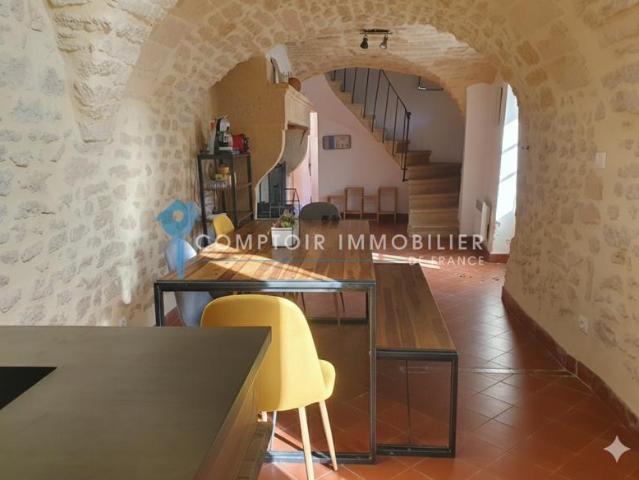 Maison vente à Nîmes, Vers-pont-du-gard