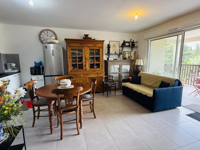 Appartement vente à Nîmes, Uzès