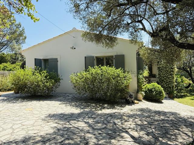 Maison vente à Nîmes, Uzès