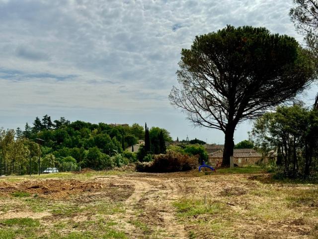 Terrain vente à Nîmes, Uzès