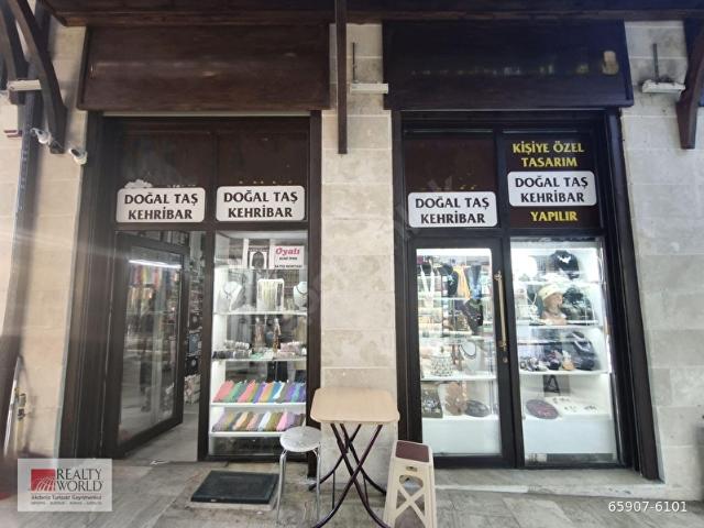 Kutlubey Mahallesi, Isparta Merkez içerisinde satılık Dükkan