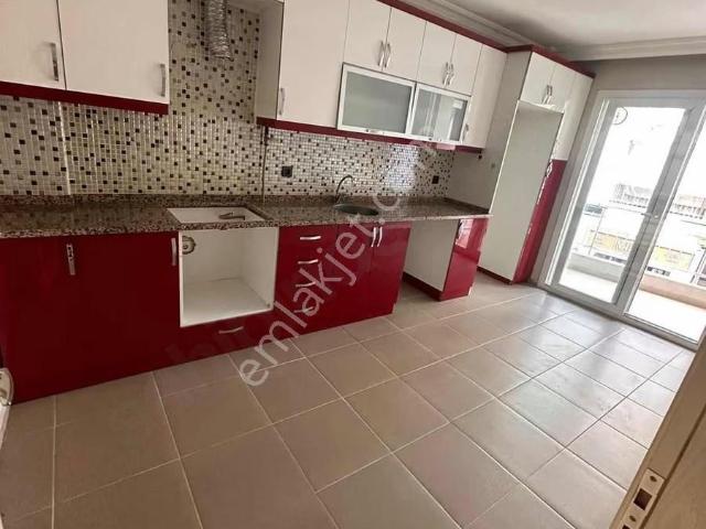 Karabağlar, İzmir içerisinde kiralık mülk