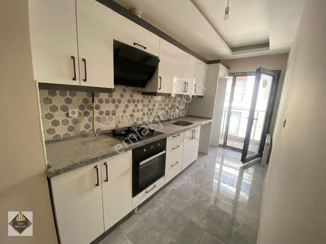 Karabağlar, İzmir içerisinde satılık mülk