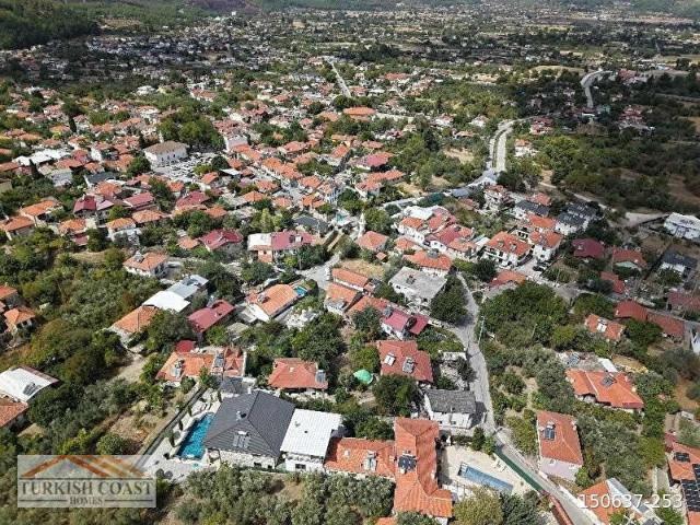 Yeşilüzümlü, Fethiye içerisinde satılık Arsa