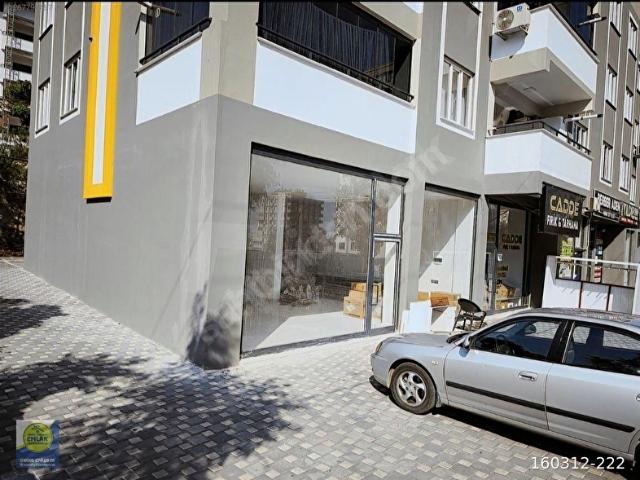 İstiklal Mahallesi, Onikişubat içerisinde satılık Dükkan