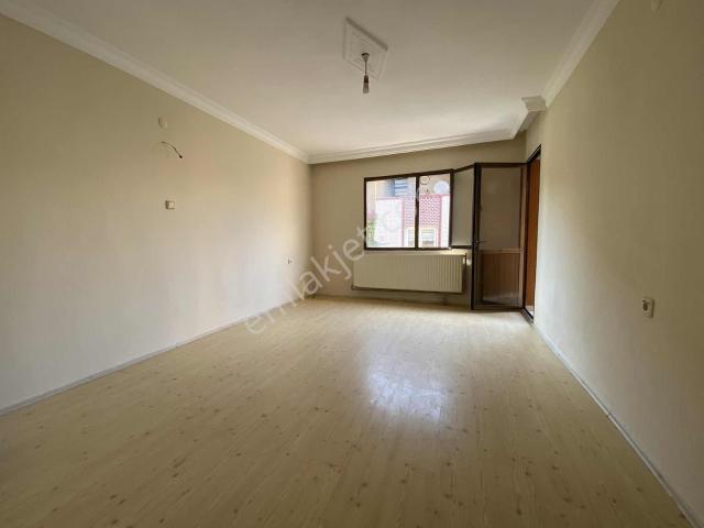 Karabağlar, İzmir içerisinde satılık Bina
