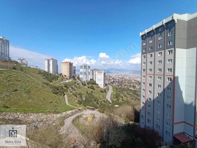 Karabağlar, İzmir içerisinde satılık mülk