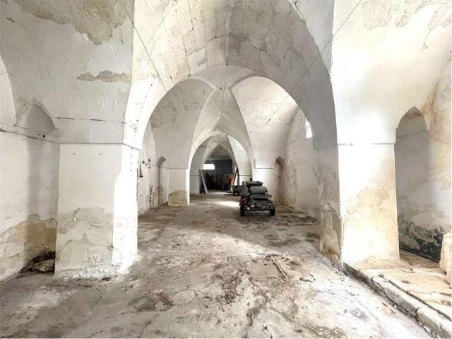 Palazzo in vendita a Puglia, Lecce
