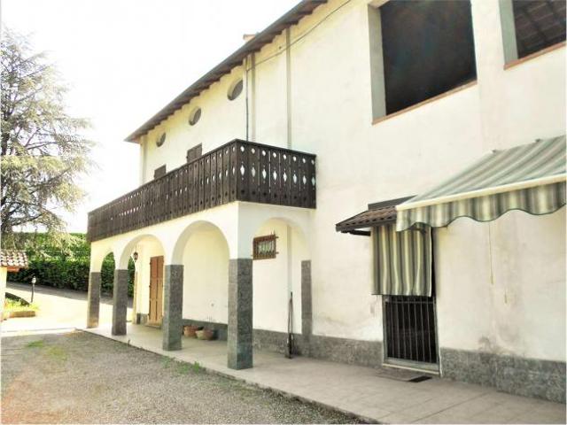 Villa Indipendente in vendita a Piemonte, Alessandria