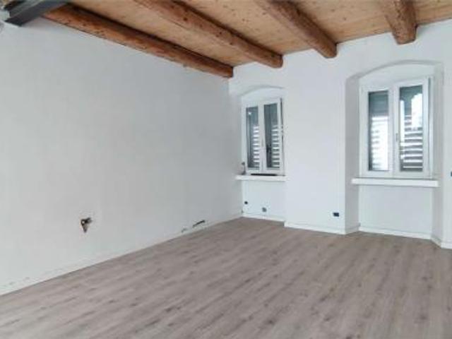 Villa Indipendente in vendita a Comunità della Vallagarina, Ala