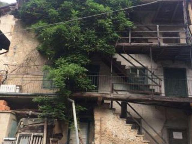 Villa Indipendente in vendita a Comunità della Vallagarina, Vallarsa