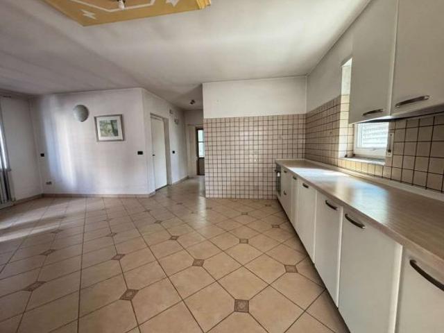 Villa Indipendente in vendita a Comunità della Vallagarina, Avio
