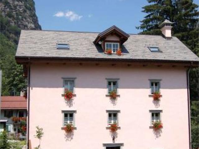 Palazzo in vendita a Verbania, Verbano-Cusio-Ossola