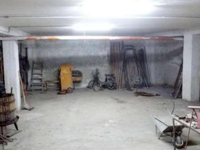 Box in vendita a Puglia, Bari