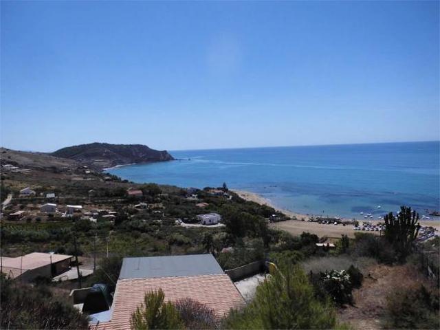 Terreno in vendita a Realmonte, Sicilia