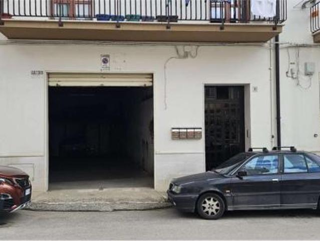 Capannone in vendita a Puglia, Bari