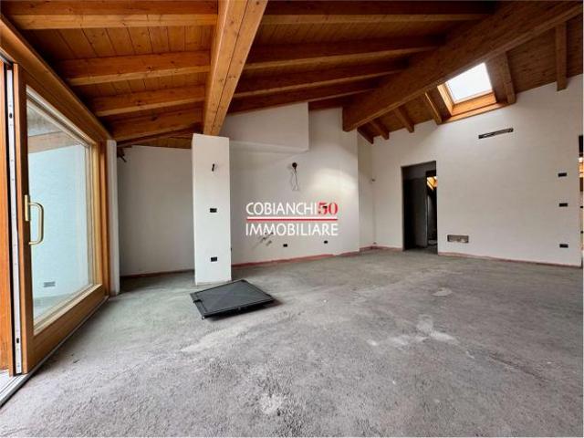 Palazzo in vendita a Piemonte, Verbano-cusio-ossola