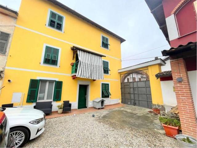 Villa Indipendente in vendita a Piemonte, Alessandria