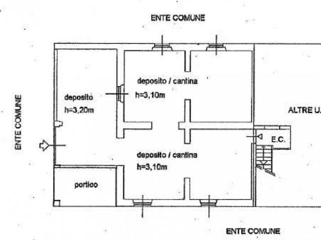 Capannone in vendita a Cantù, Como