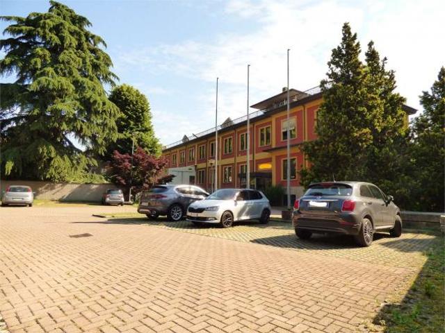 Capannone in vendita a Seveso, Lombardia