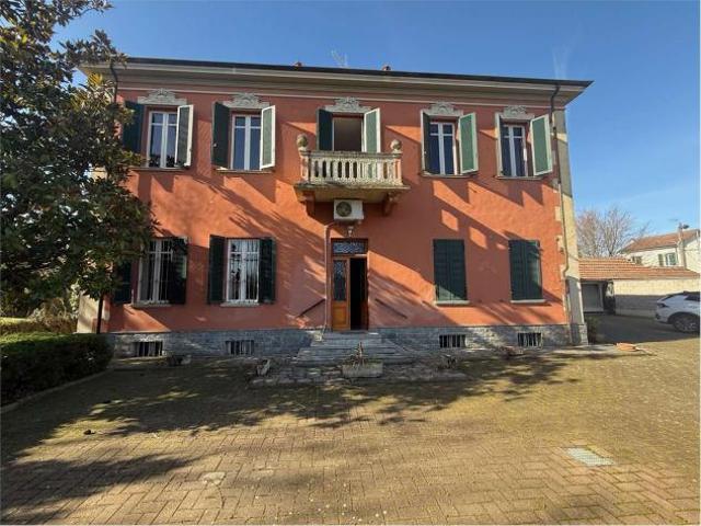 Villa Indipendente in vendita a Piemonte, Alessandria