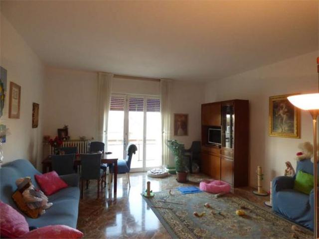 Appartamento in vendita a Lonate Ceppino, Lombardia