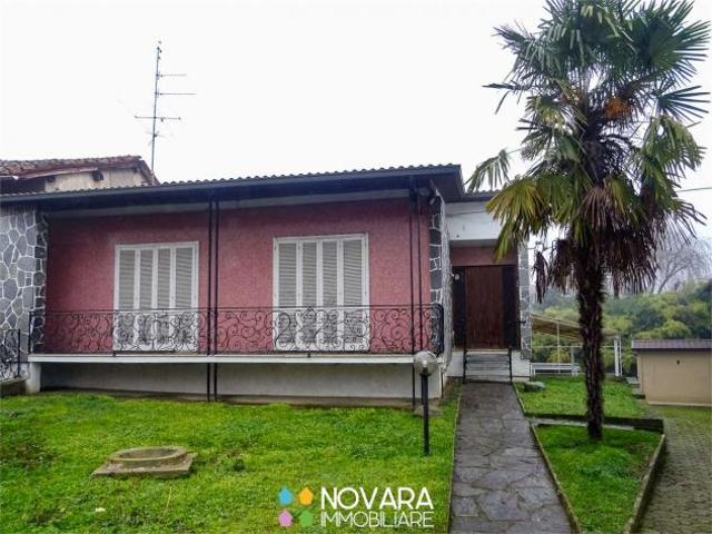 Villa Indipendente in vendita a Palestro, Pavia