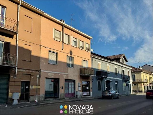 Locale Commerciale in vendita a Piemonte, Novara