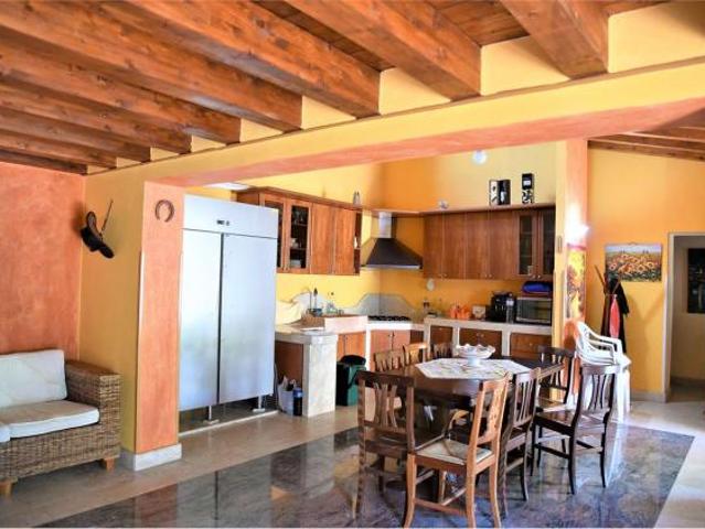 Villa Indipendente in vendita a Santa Caterina Villarmosa, Sicilia