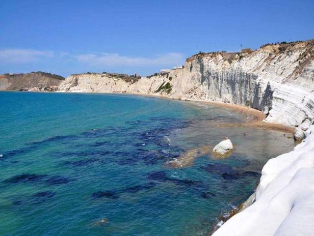 Terreno in vendita a Realmonte, Sicilia