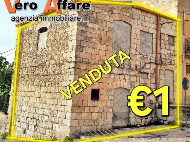 Villa Indipendente in vendita a Acquaviva Platani, Sicilia