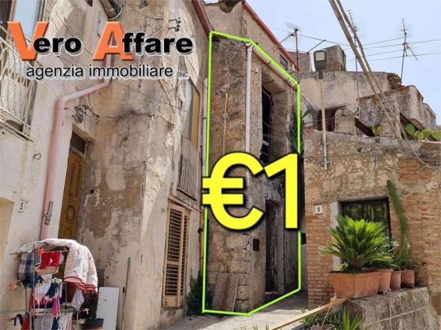 Villa Indipendente in vendita a Mussomeli, Sicilia