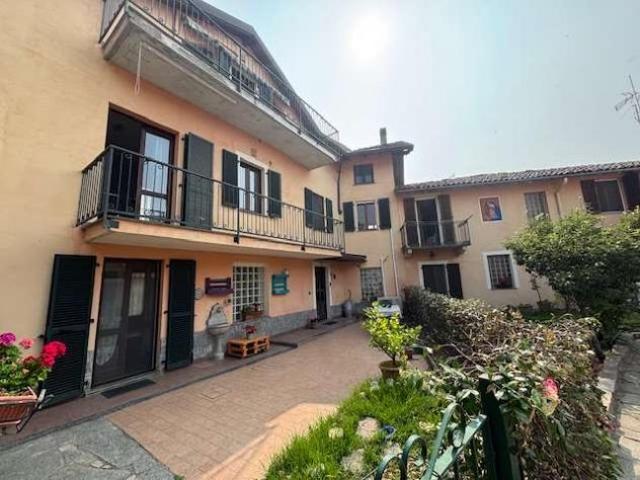 Villa Indipendente in vendita a Piemonte, Novara