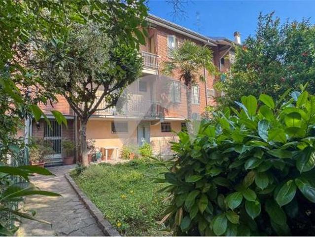 Villa Indipendente in vendita a Modena