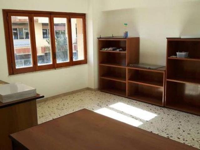 Ufficio in vendita a Marsala, Sicilia