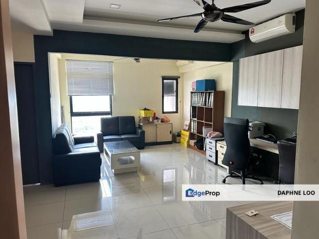 Condominium for sale in Subang Hi-Tech, Majlis Bandaraya Subang Jaya