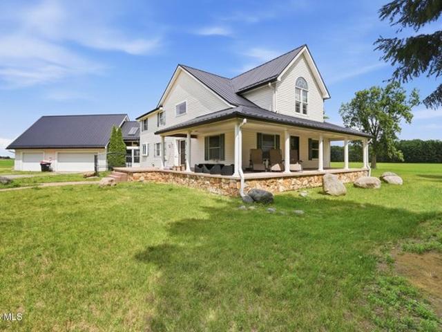 House for sale in Liberty Center, Ohio